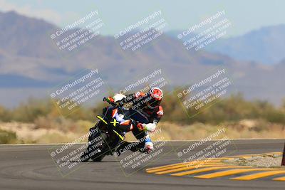 media/Oct-09-2022-SoCal Trackdays (Sun) [[95640aeeb6]]/Turn 15 (150pm)/